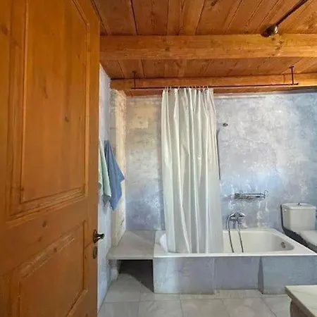 Accetto, Stone House With Pool Ano Asites