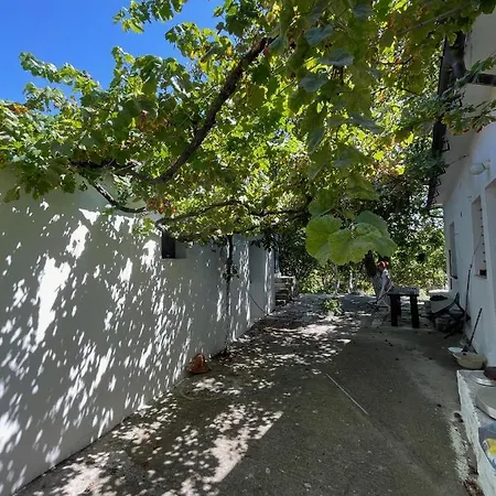 Holiday home Accetto, Stone House With Pool Ano Asites